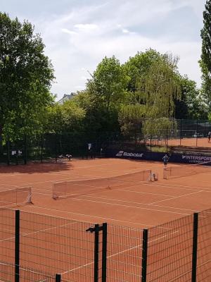 Courts extérieurs